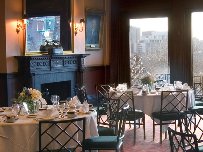 union club dining room